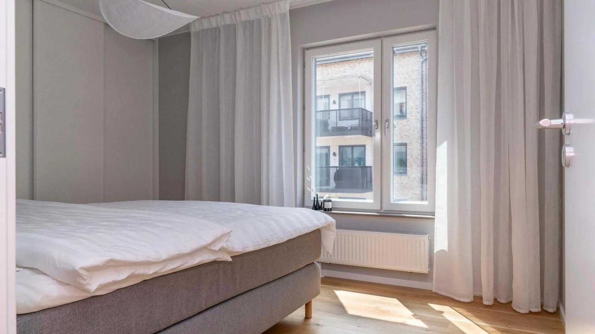 Premium Scandinavian Living By The Sea In Sjoestad Malmö